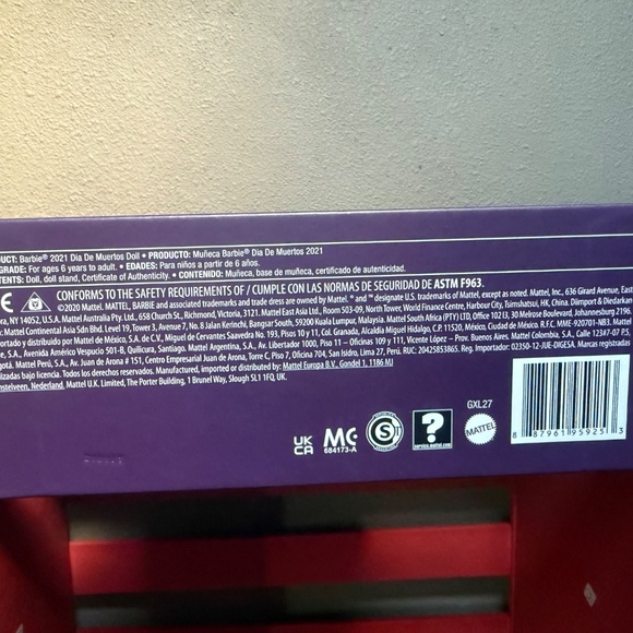 2021 Barbie Dia De Los Muertos Barbie 3rd Doll by Javier Meabe Mattel Collection - Picture 10 of 10